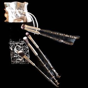 Harry Potter makeup brushes metal wand handles